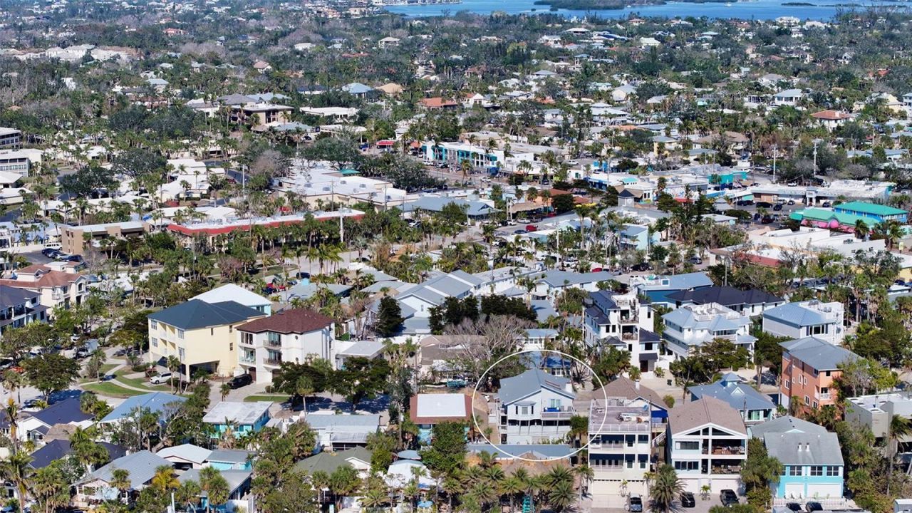 126/128 Avenida Veneccia, Sarasota, FL 34242 Photo