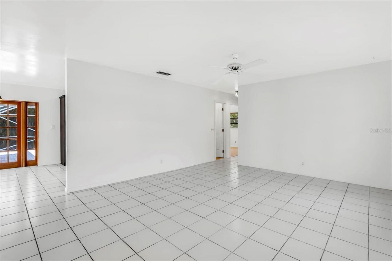 4250 NW 107th Avenue, Coral Springs, FL 33065 Photo