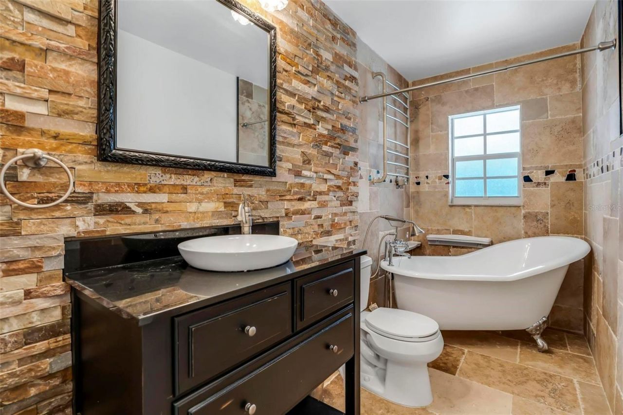 4250 NW 107th Avenue, Coral Springs, FL 33065 Photo