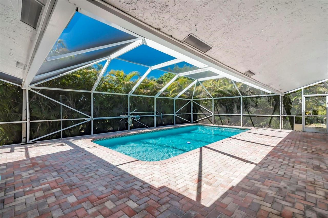 4250 NW 107th Avenue, Coral Springs, FL 33065 Photo