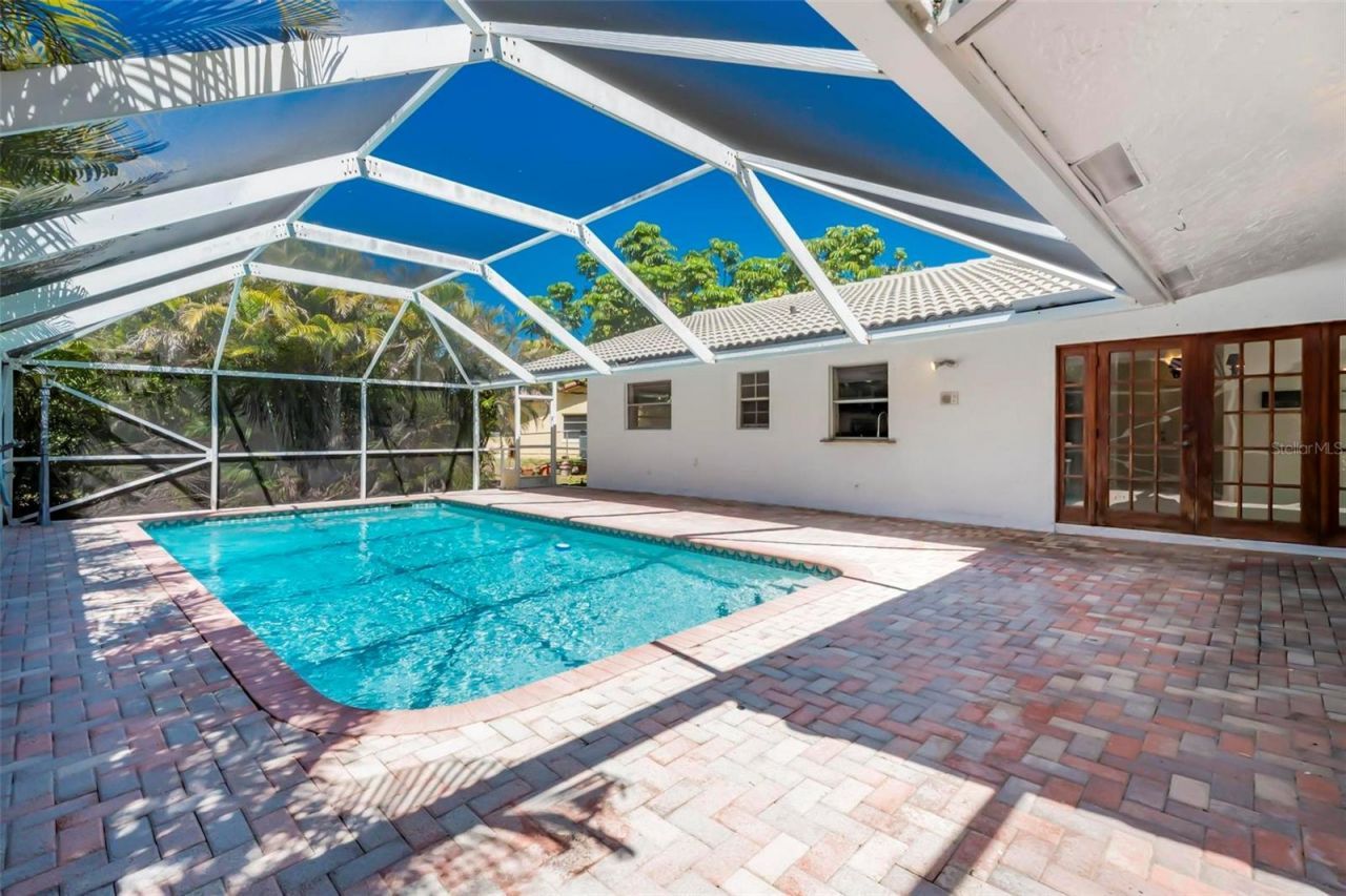 4250 NW 107th Avenue, Coral Springs, FL 33065 Photo