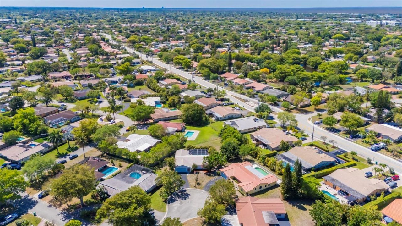 4250 NW 107th Avenue, Coral Springs, FL 33065 Photo