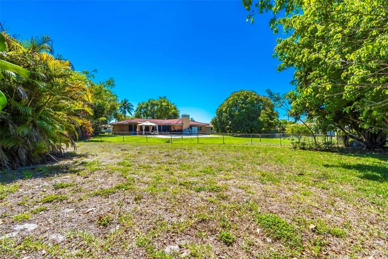 4250 NW 107th Avenue, Coral Springs, FL 33065 Photo