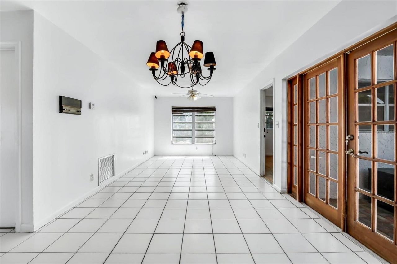 4250 NW 107th Avenue, Coral Springs, FL 33065 Photo