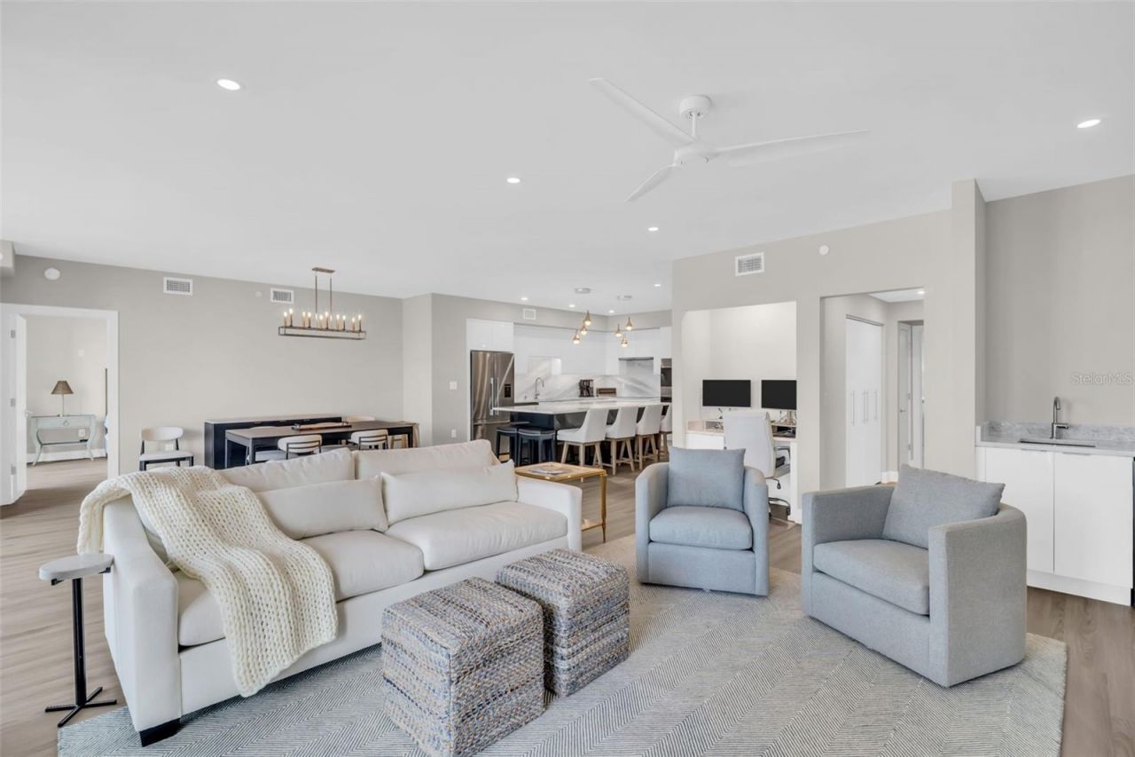 1 Beach Drive Se, Unit 1210, Saint Petersburg, FL 33701 Photo