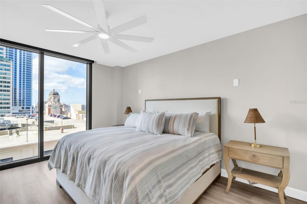 1 Beach Drive Se, Unit 1210, Saint Petersburg, FL 33701 Photo