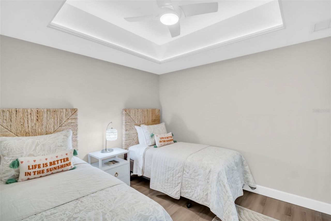 1 Beach Drive Se, Unit 1210, Saint Petersburg, FL 33701 Photo