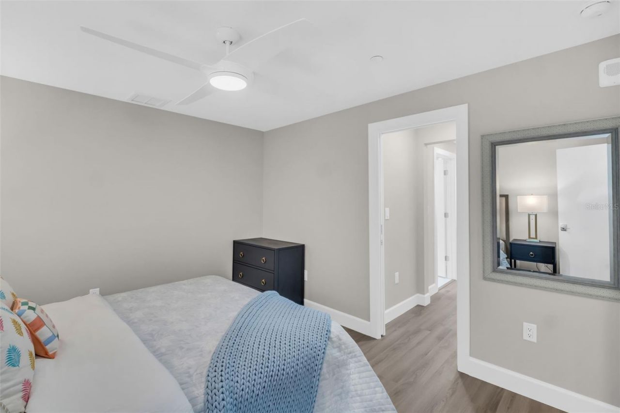 1 Beach Drive Se, Unit 1210, Saint Petersburg, FL 33701 Photo