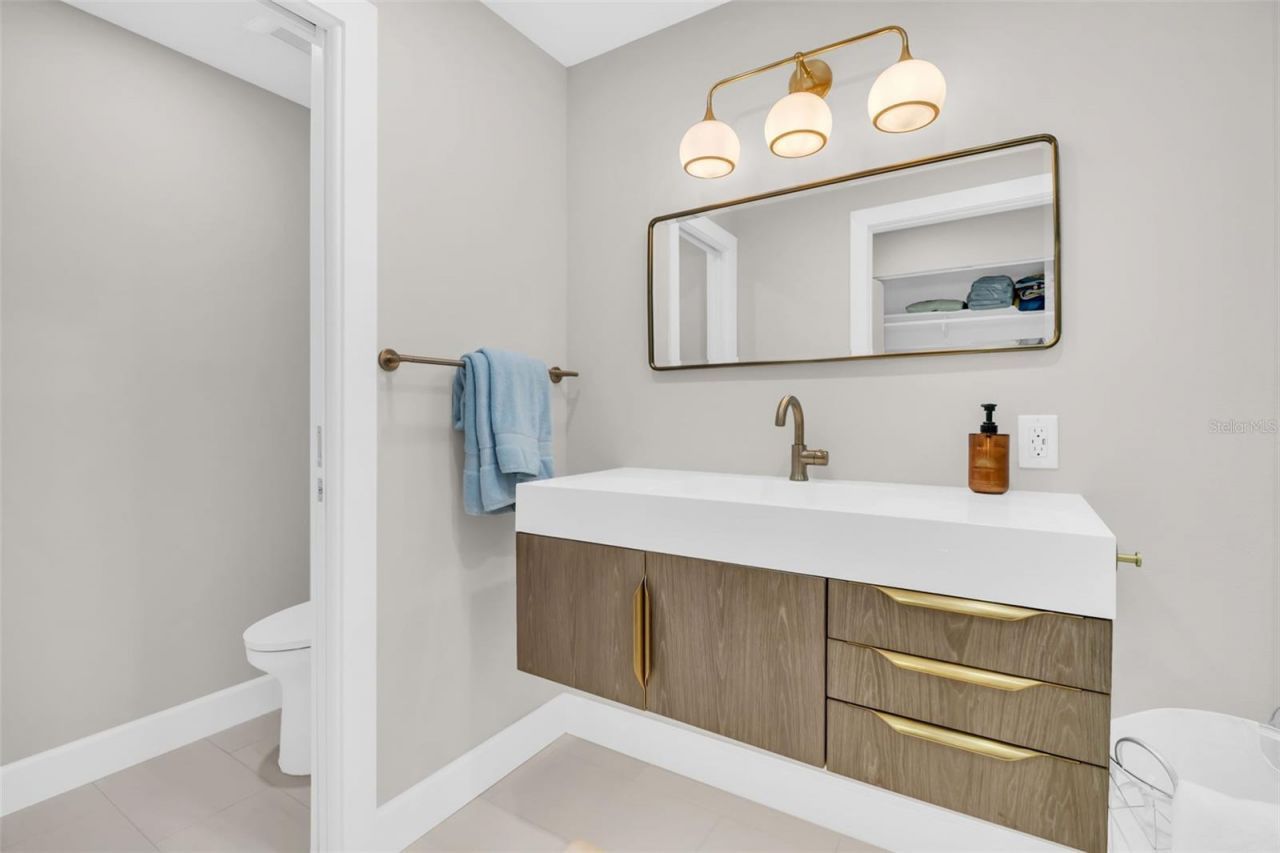 1 Beach Drive Se, Unit 1210, Saint Petersburg, FL 33701 Photo