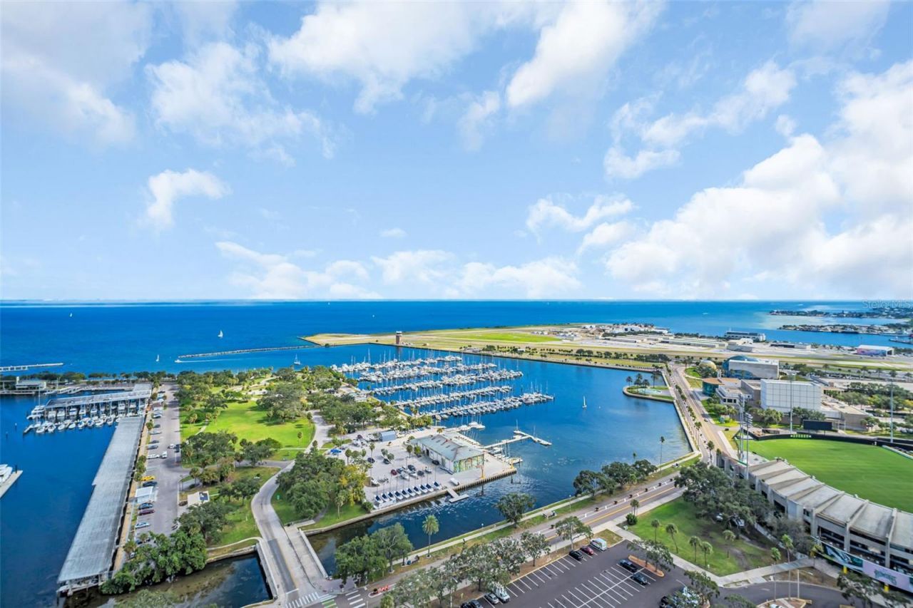 1 Beach Drive Se, Unit 1210, Saint Petersburg, FL 33701 Photo