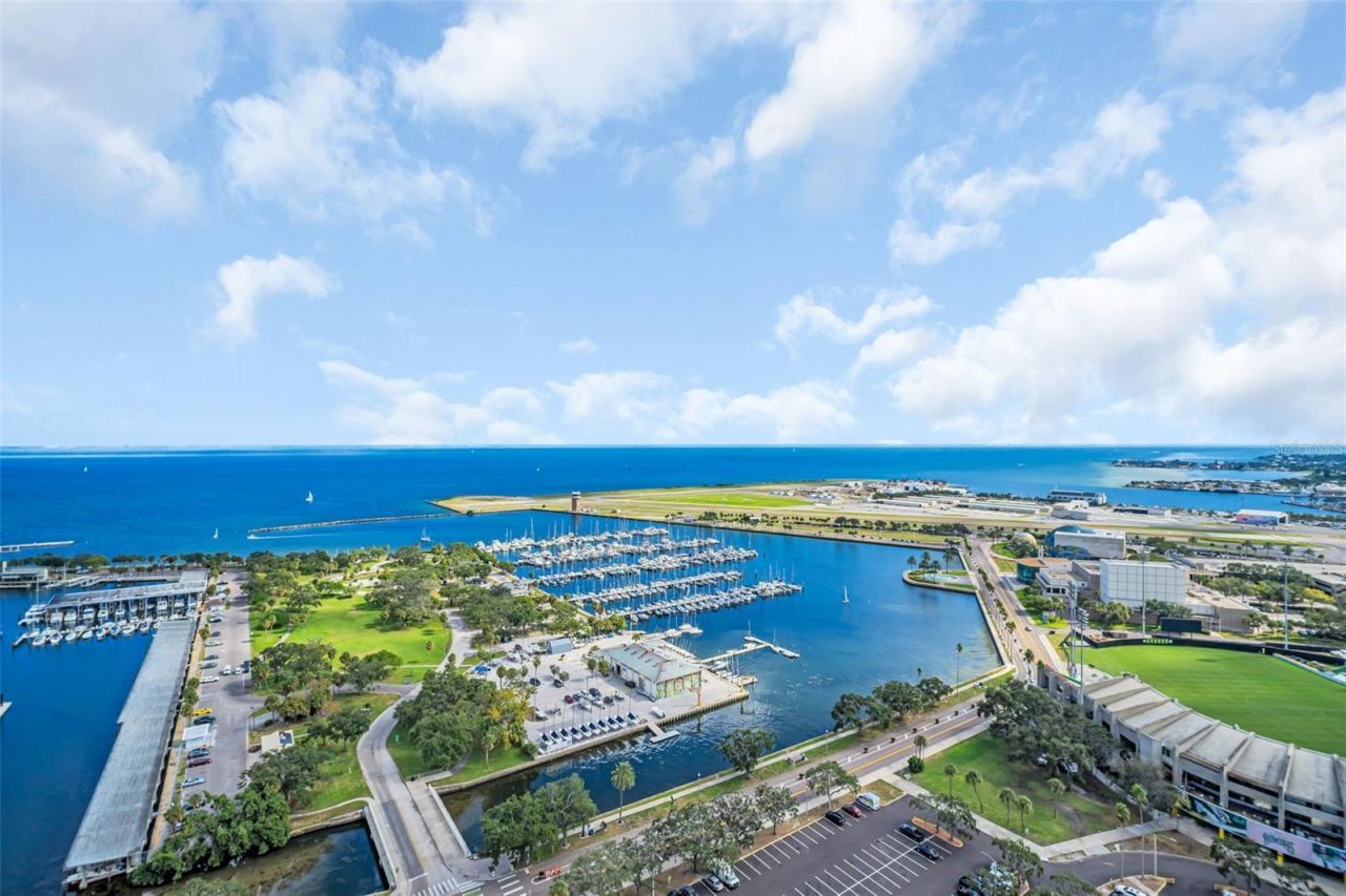 1 Beach Drive Se, Unit 1210, Saint Petersburg, FL 33701 Photo