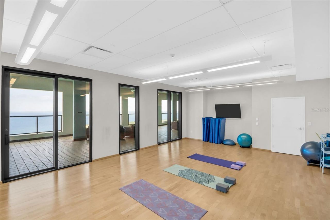 1 Beach Drive Se, Unit 1210, Saint Petersburg, FL 33701 Photo