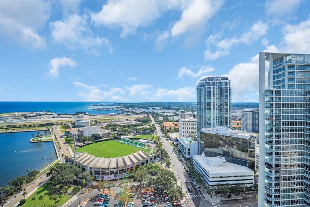 1 Beach Drive Se, Unit 1210, Saint Petersburg, FL 33701 Photo
