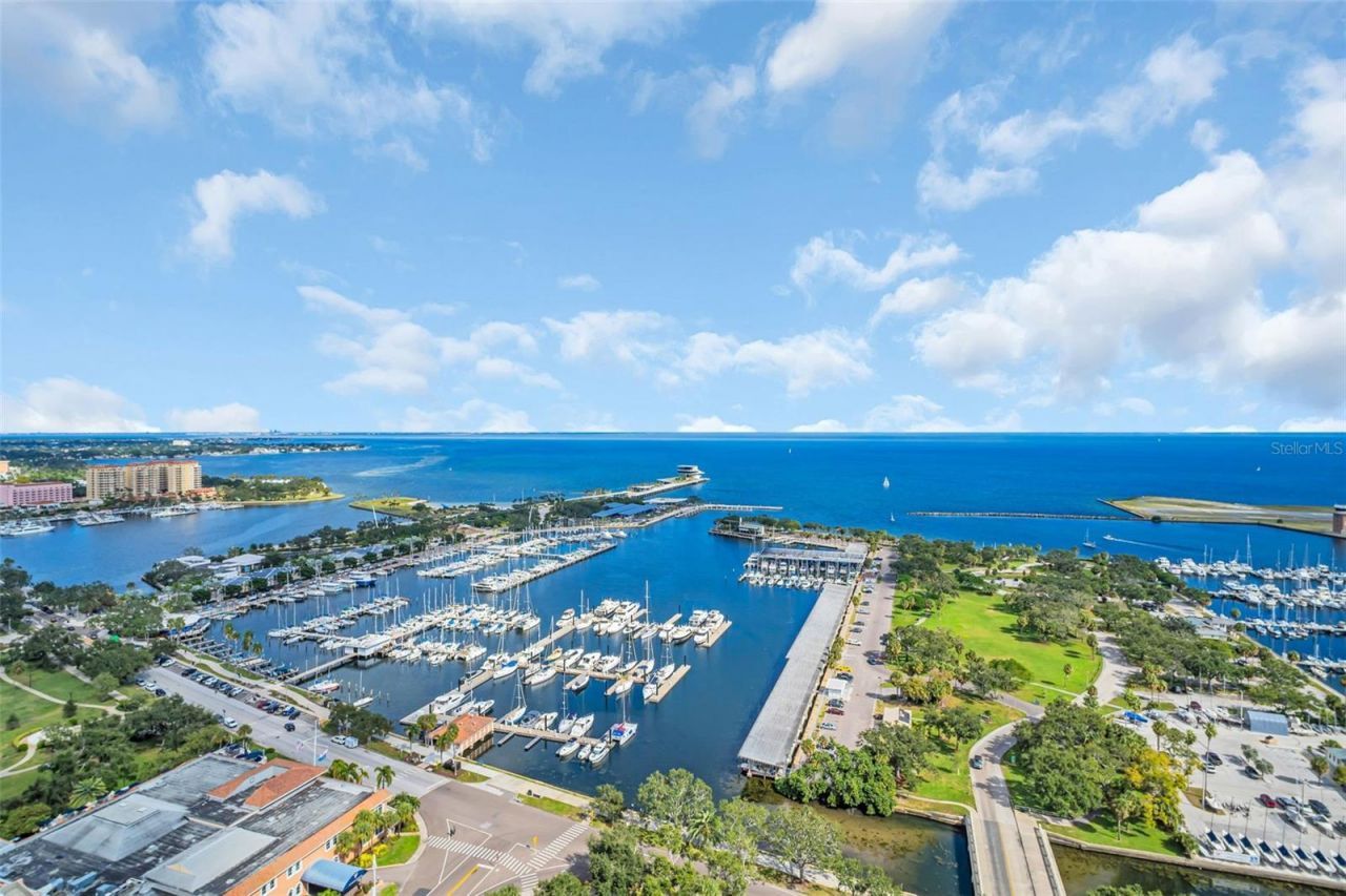 1 Beach Drive Se, Unit 1210, Saint Petersburg, FL 33701 Photo