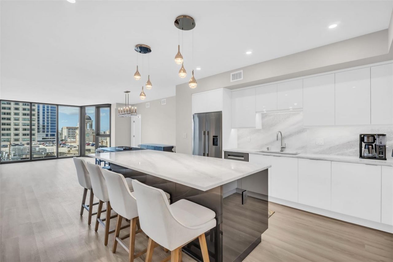 1 Beach Drive Se, Unit 1210, Saint Petersburg, FL 33701 Photo