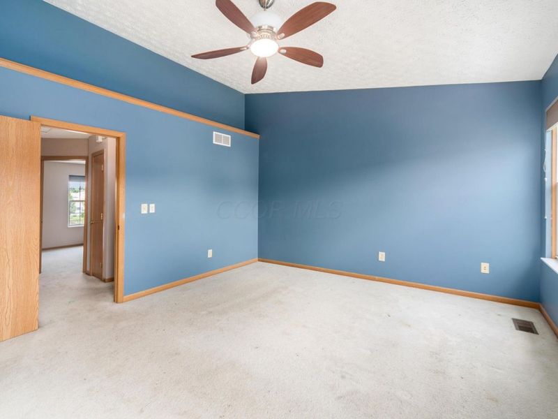 645 Thatch Street, Reynoldsburg, OH 43068 Photo 11