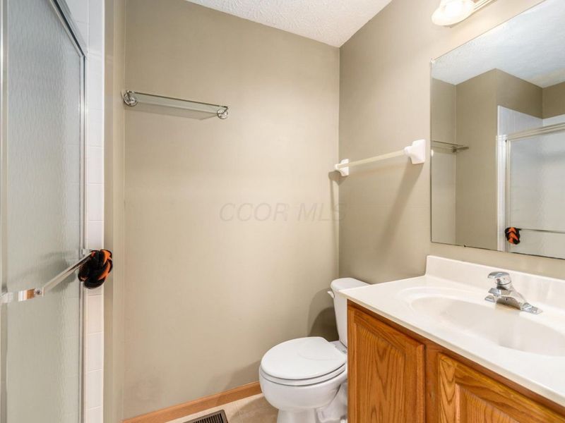 645 Thatch Street, Reynoldsburg, OH 43068 Photo 13