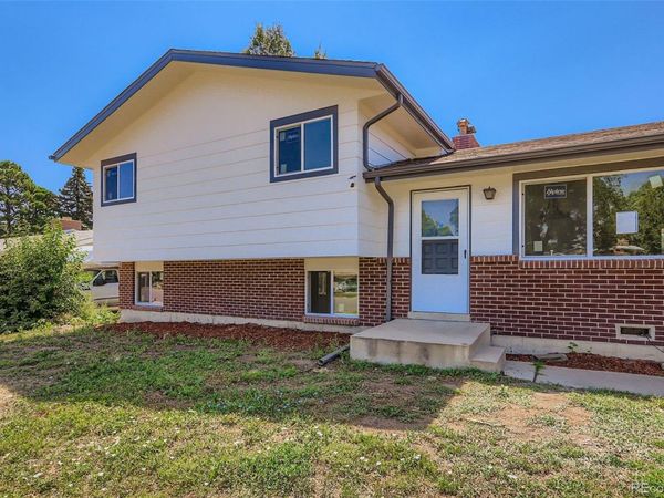 2412 W 20th Street, Greeley, CO 80634