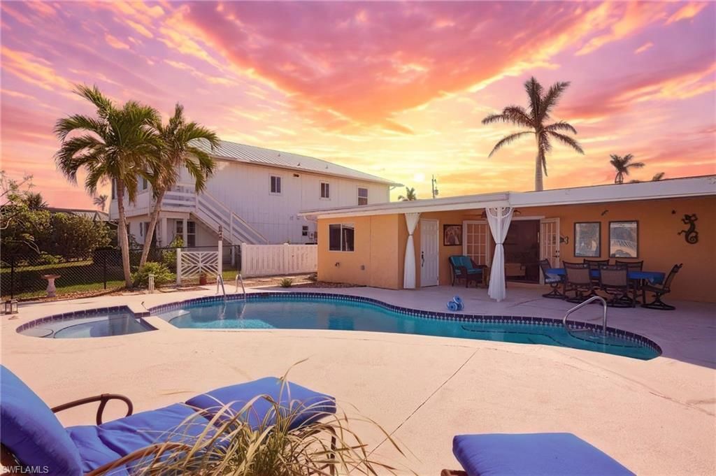 3728 Emerald Ave, Saint James City, FL 33956 Photo