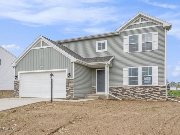 1461 Lee Ann Avenue, Defiance, OH 43512