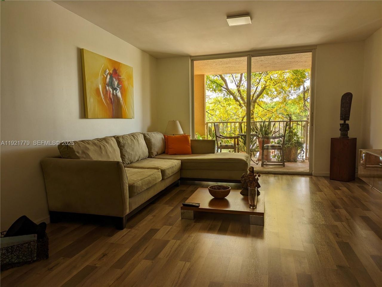 19901 E Country Club Dr, Unit 2305, Aventura, FL 33180 Photo