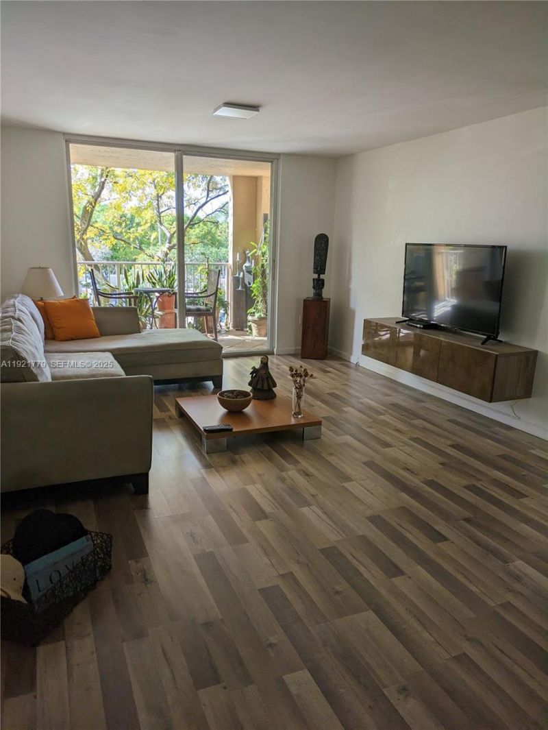 19901 E Country Club Dr, Unit 2305, Aventura, FL 33180 Photo