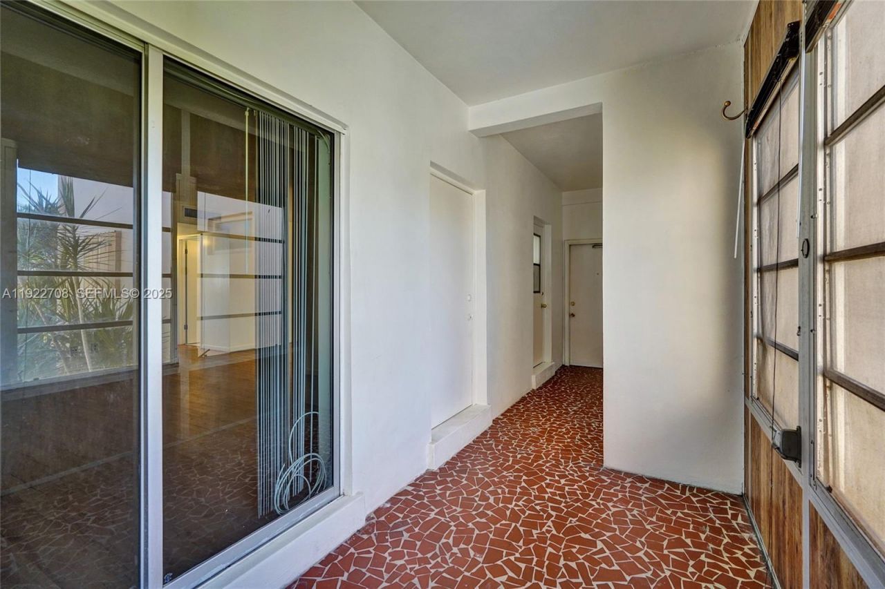 2441 SW 82nd Ave, Unit 205, Davie, FL 33324 Photo