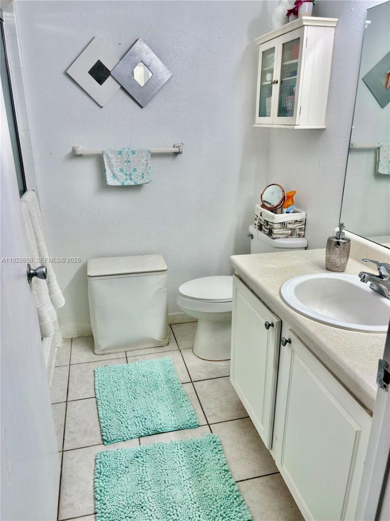 1791 NW 96th Ter, Unit 4N, Pembroke Pines, FL 33024 Photo