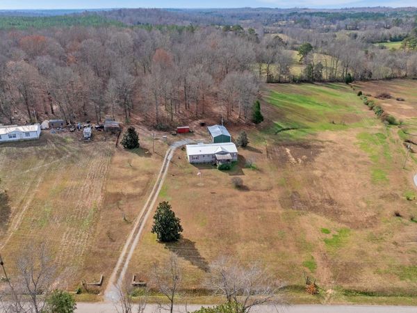 416 HANEY SCHOOL RD, Decaturville, TN 38329