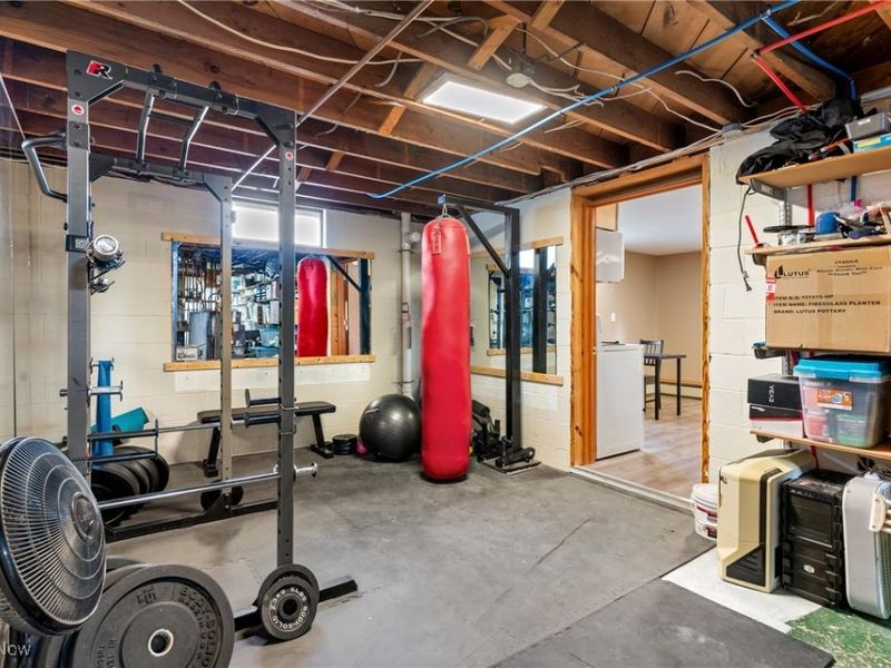 193 Fairway Drive, Akron, OH 44333 Photo 28