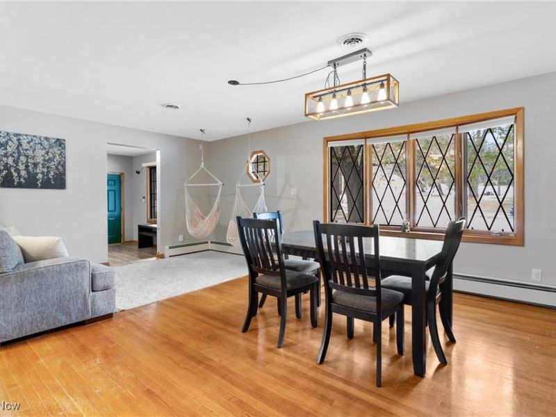 193 Fairway Drive, Akron, OH 44333 Photo 7