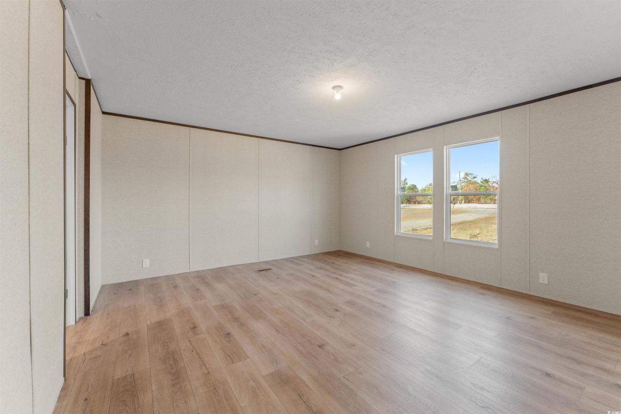 1229 Francis Marion Dr. Photo 13