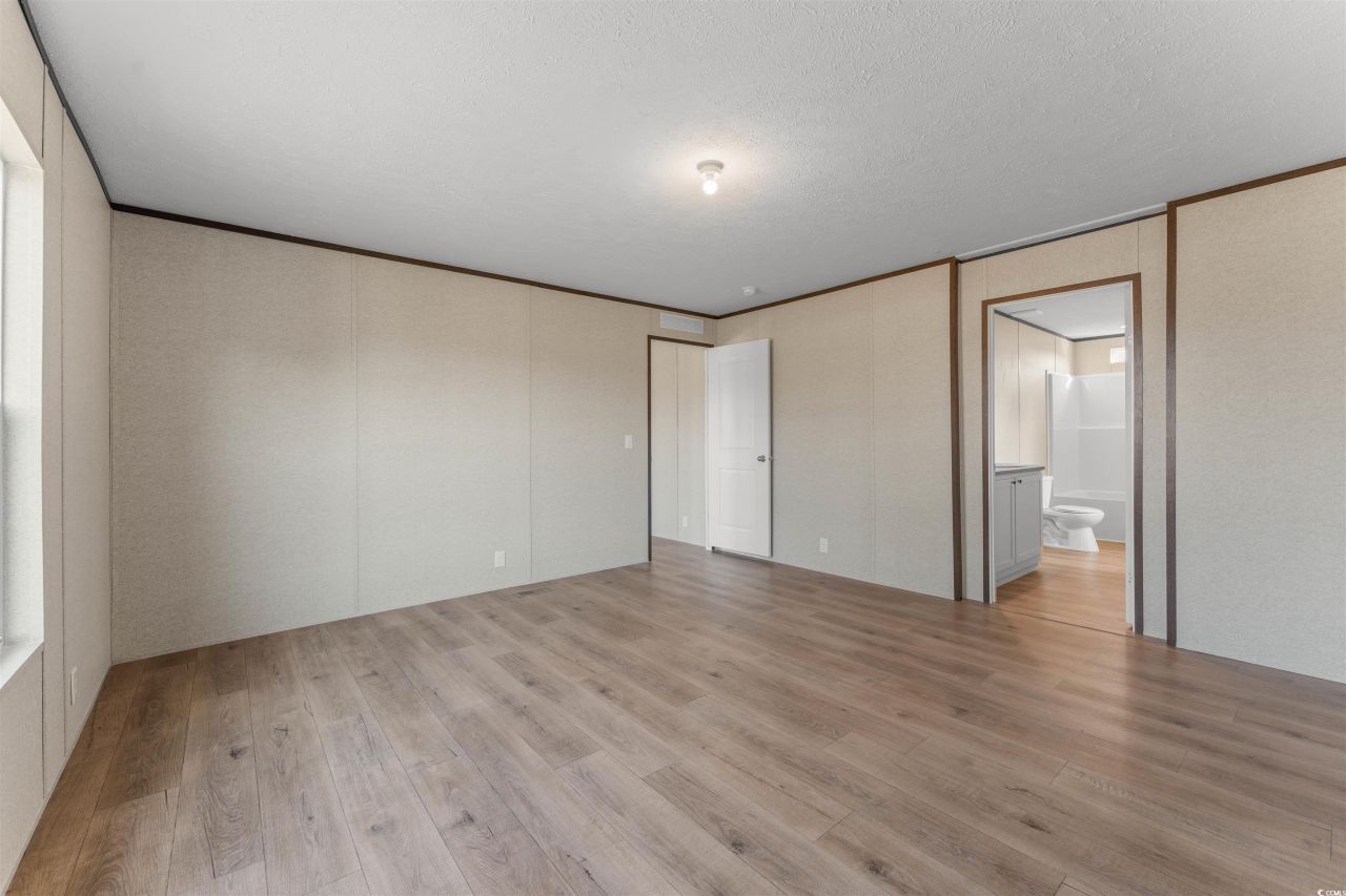 1229 Francis Marion Dr. Photo 14