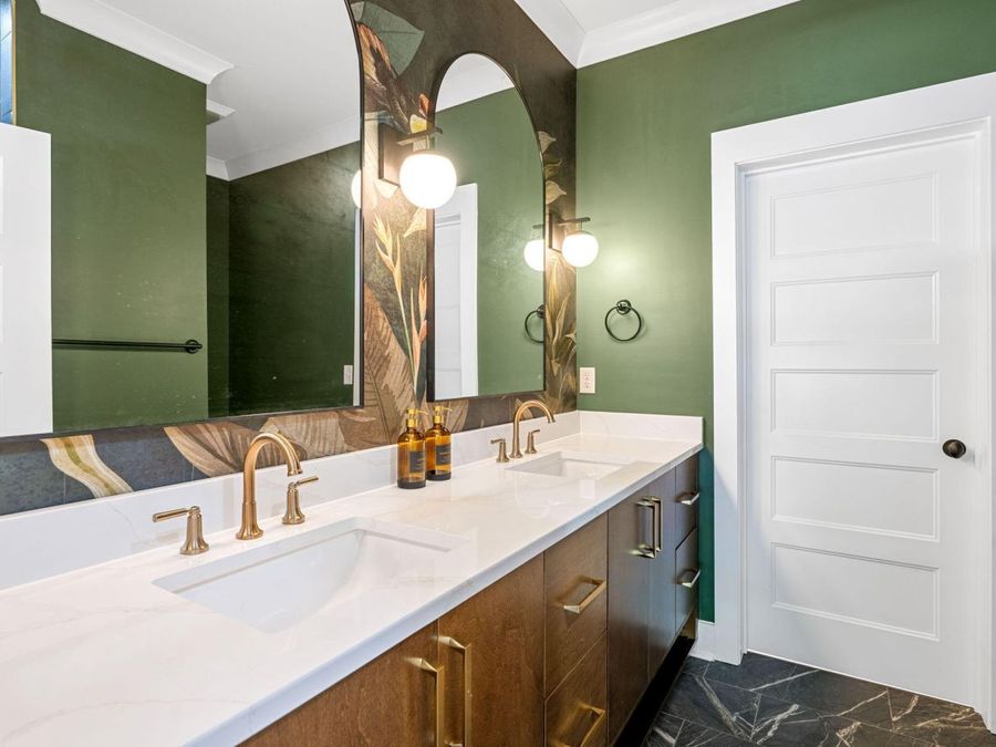 Property Image 93