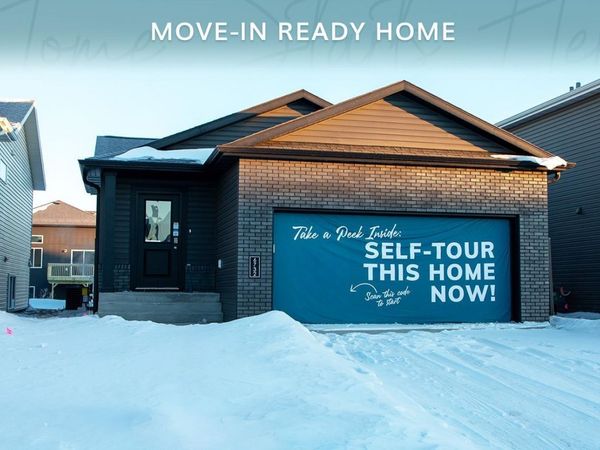 6732 Meadow View Drive S, Fargo, ND 58104