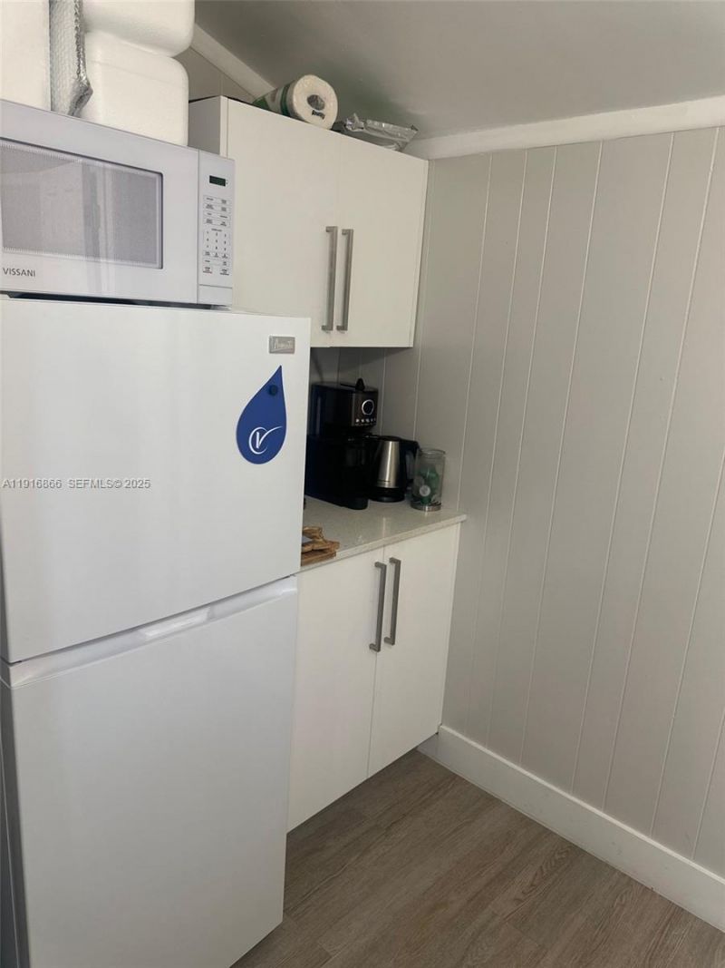 6443 Bird Rd, Miami, FL 33155 Photo