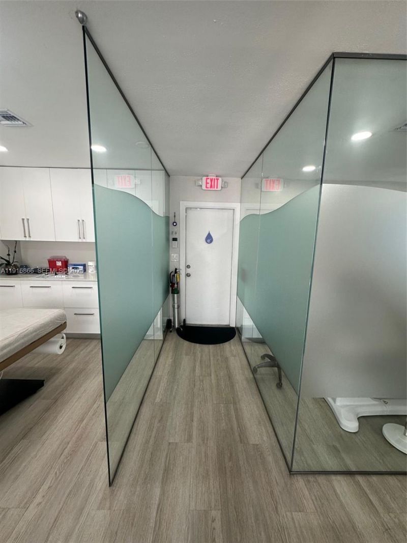 6443 Bird Rd, Miami, FL 33155 Photo