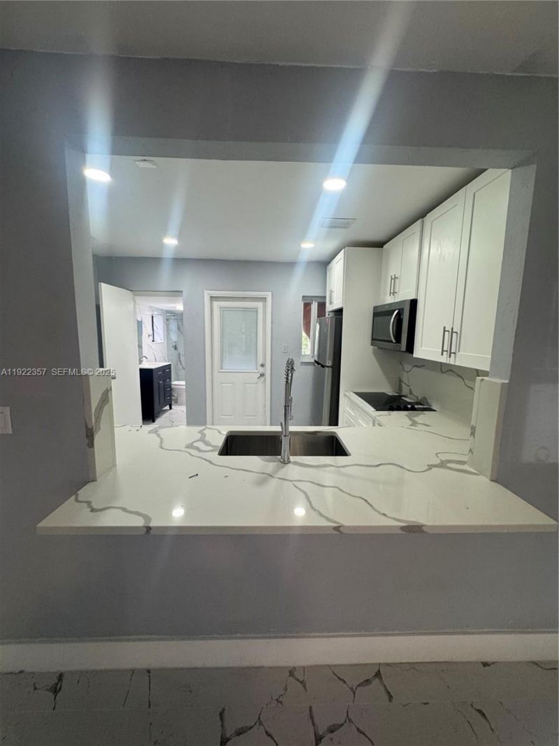 1171 NE 161st Ter, North Miami Beach, FL 33162 Photo