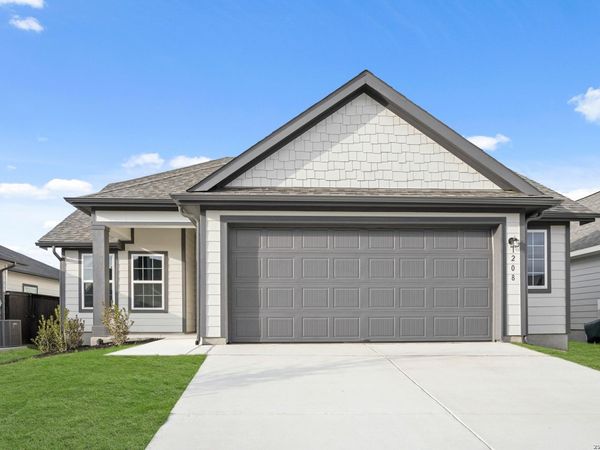 1208 Sweden, Seguin, TX 78155