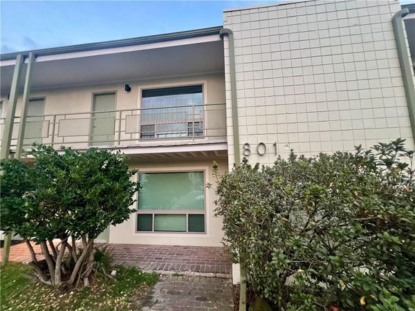 801 HENRY CLAY Avenue, Unit 108, New Orleans, LA 70118