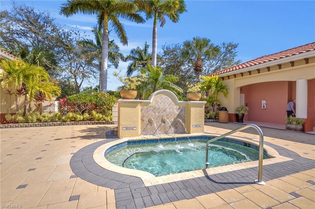 20310 Estero Gardens Cir, Unit 102, Estero, FL 33928 Photo