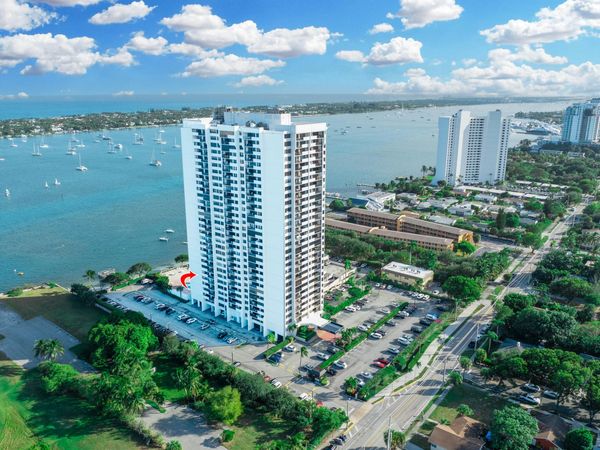 5600 N Flagler Drive, Unit 407, West Palm Beach, FL 33407