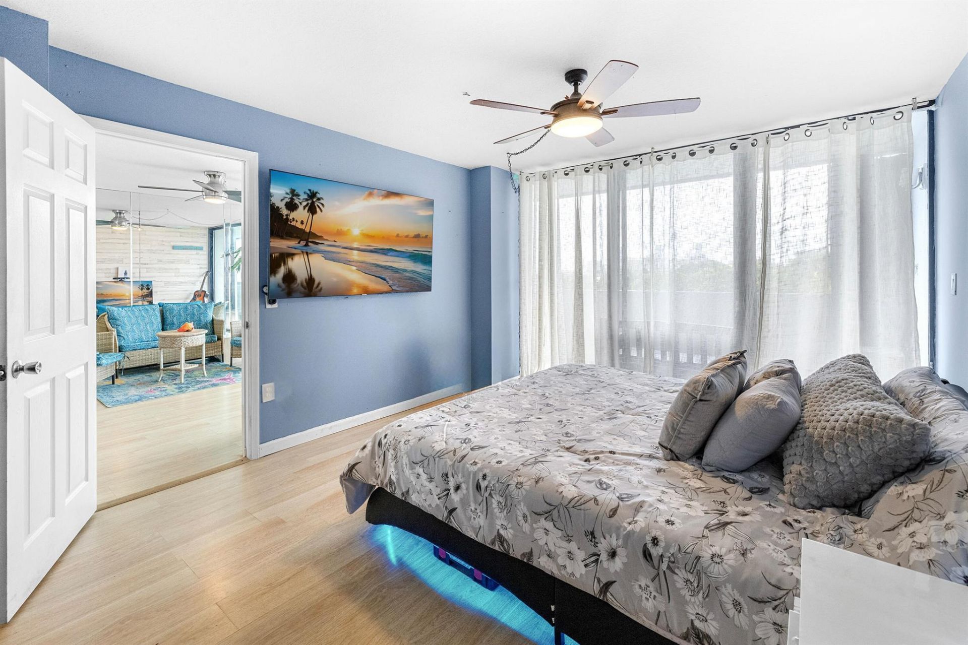 5600 N Flagler Drive, Unit 407, West Palm Beach, FL 33407 Photo