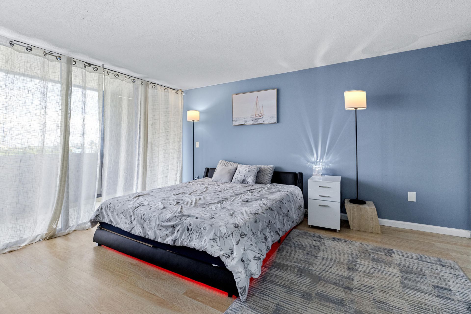 5600 N Flagler Drive, Unit 407, West Palm Beach, FL 33407 Photo