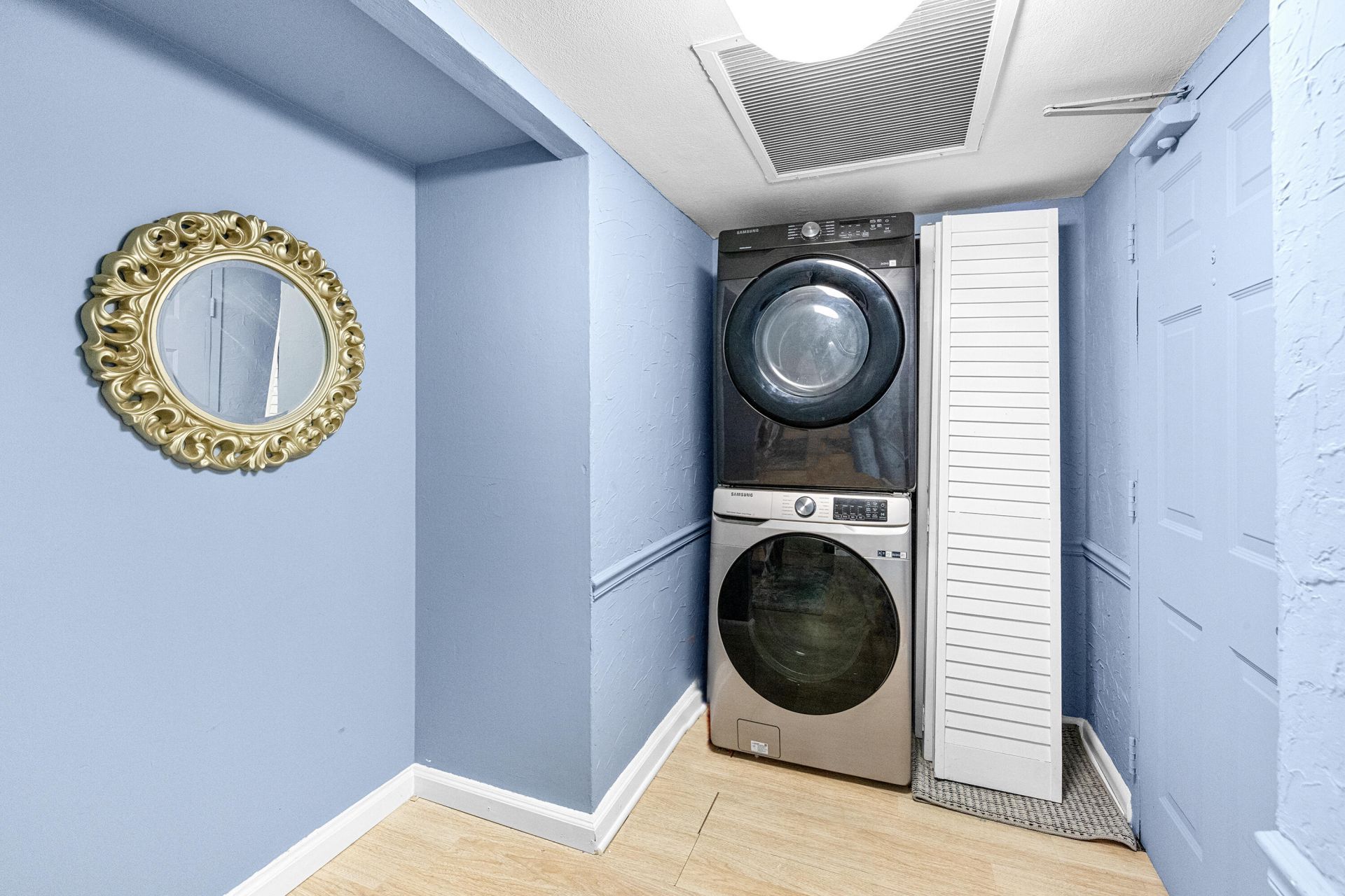 5600 N Flagler Drive, Unit 407, West Palm Beach, FL 33407 Photo