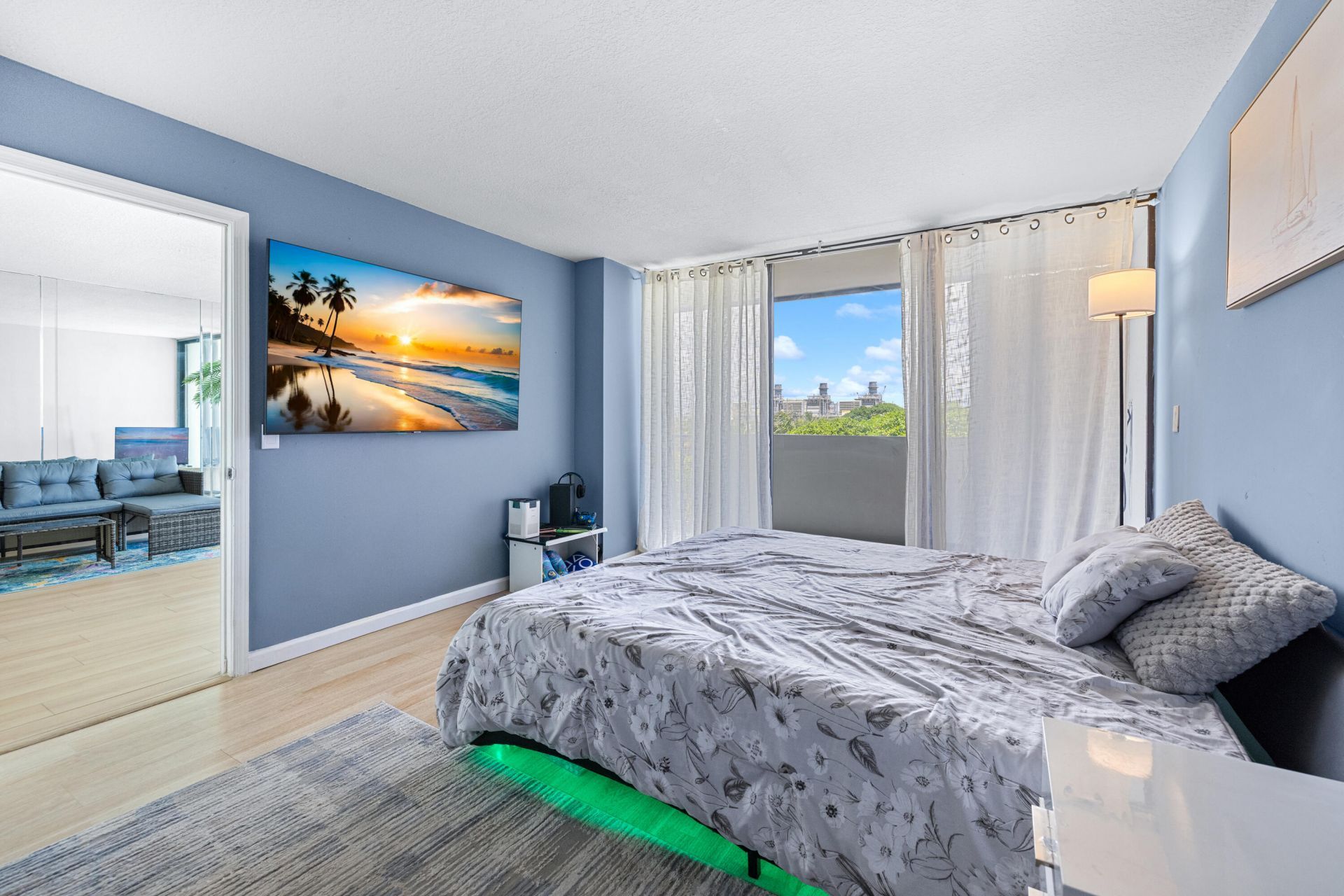 5600 N Flagler Drive, Unit 407, West Palm Beach, FL 33407 Photo