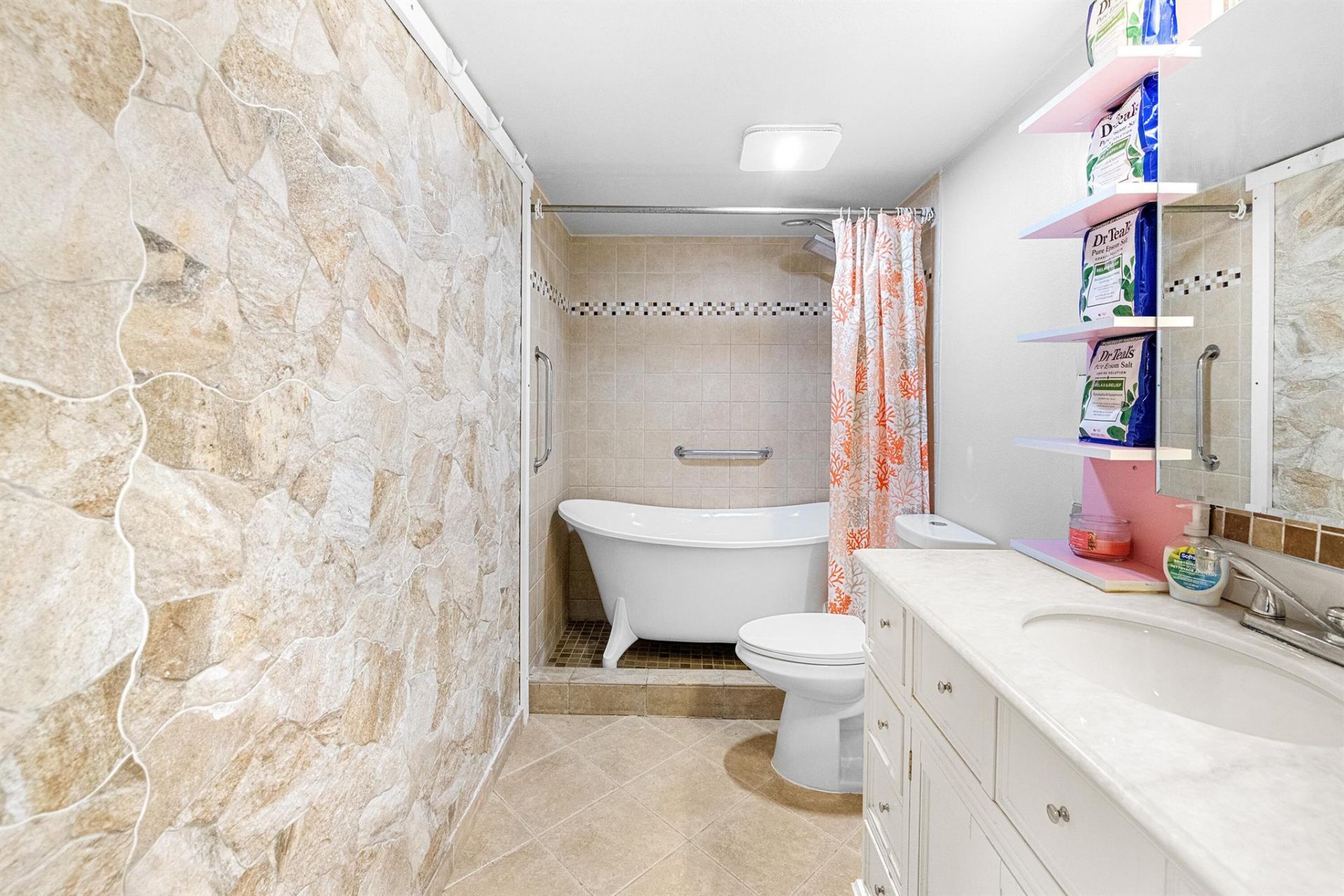 5600 N Flagler Drive, Unit 407, West Palm Beach, FL 33407 Photo