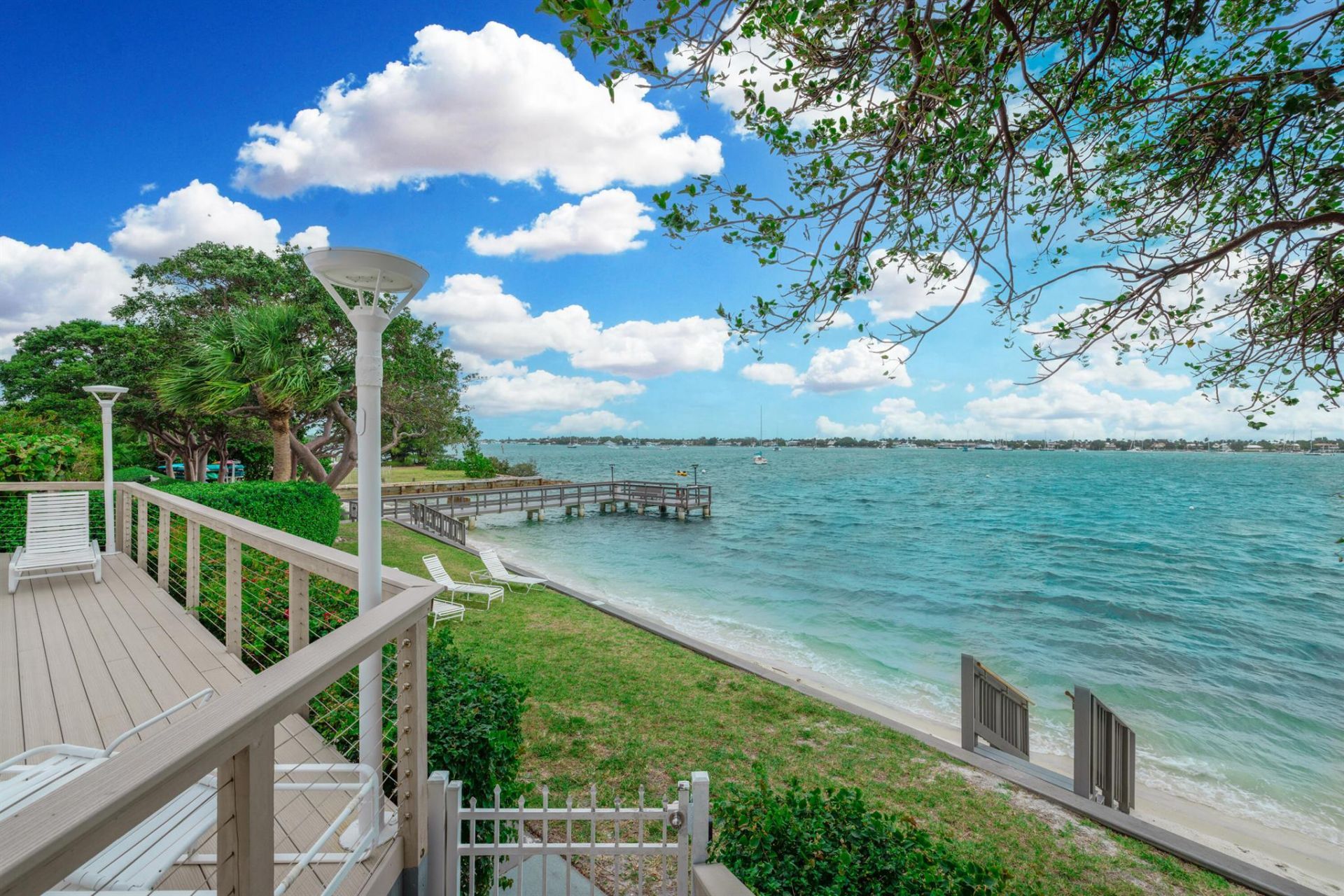 5600 N Flagler Drive, Unit 407, West Palm Beach, FL 33407 Photo