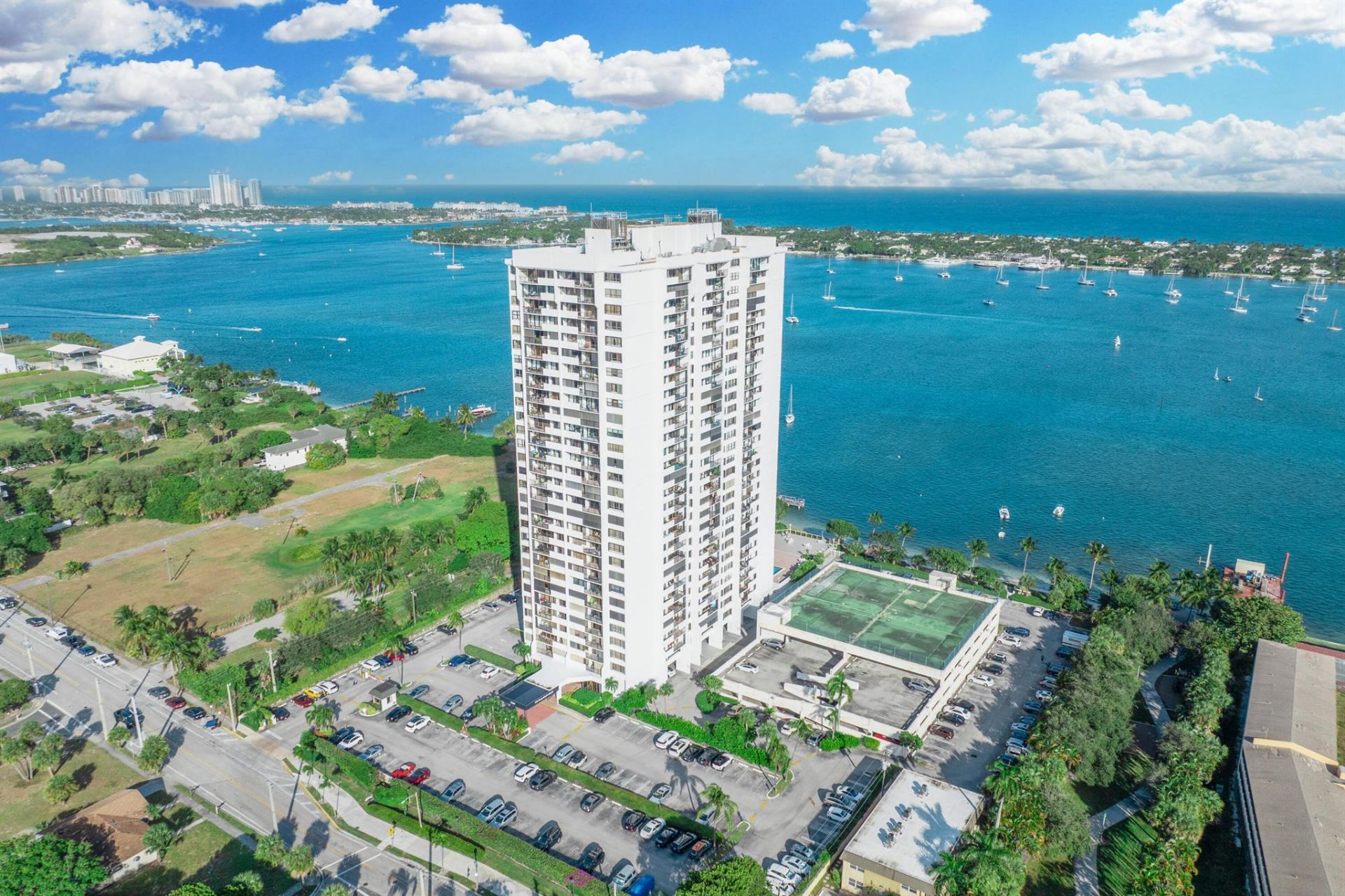 5600 N Flagler Drive, Unit 407, West Palm Beach, FL 33407 Photo