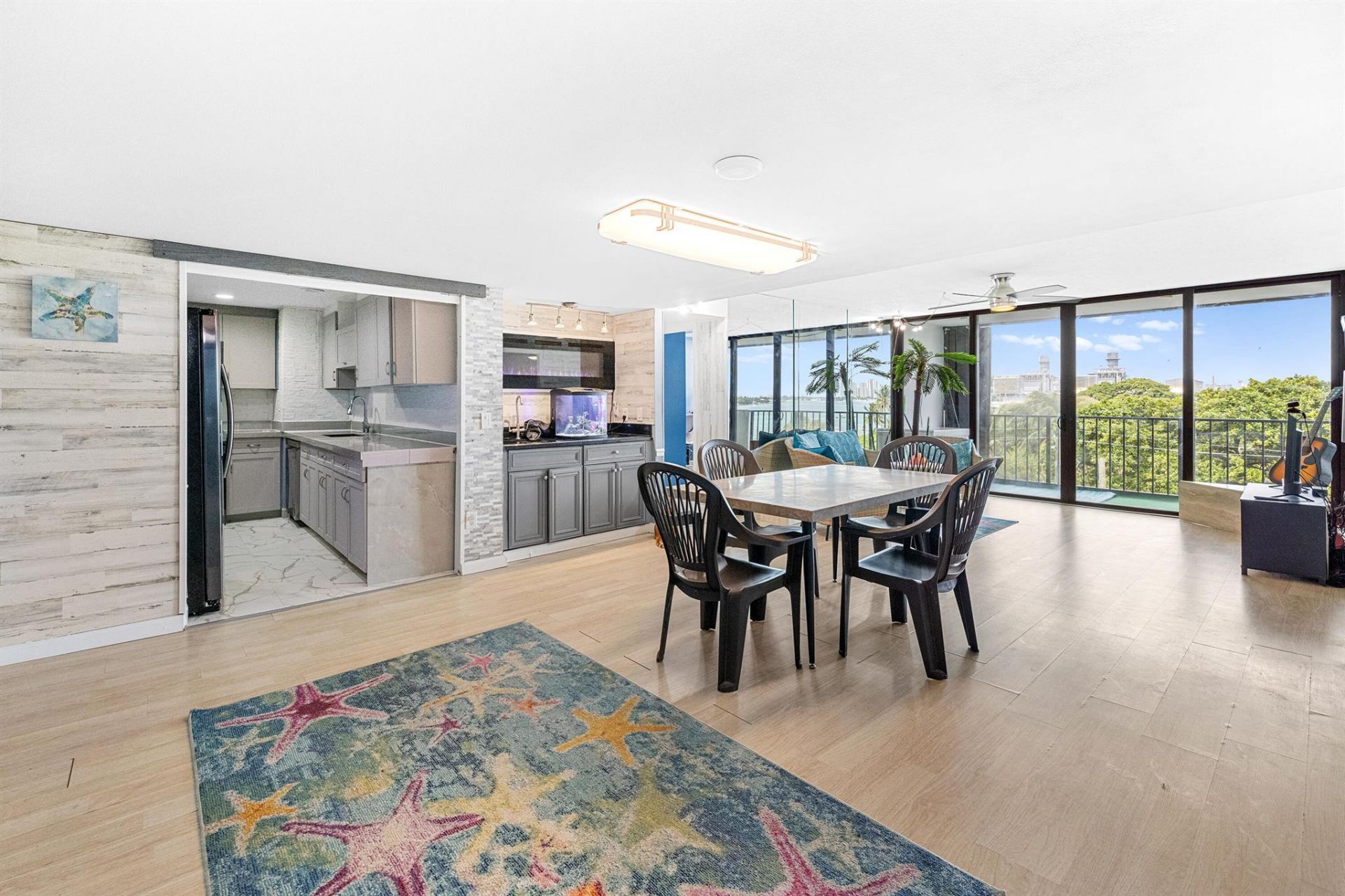 5600 N Flagler Drive, Unit 407, West Palm Beach, FL 33407 Photo